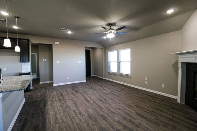 504 Lakeway Lane, Justin, TX 76247