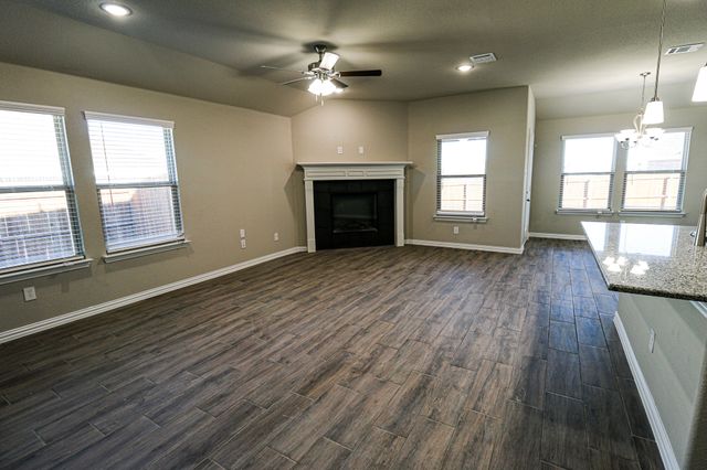 504 Lakeway Lane, Justin, TX 76247