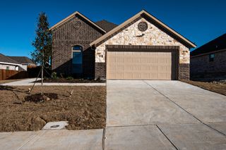 504 Lakeway Lane, Justin, TX 76247