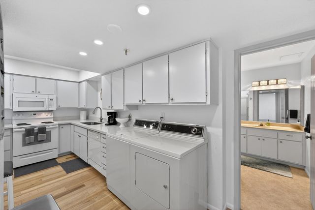 425 S Parkcrest Unit 334, Mesa, AZ 85206