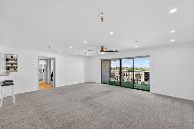 425 S Parkcrest Unit 334, Mesa, AZ 85206