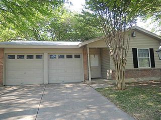 1813 Cottonwood Street, Arlington, TX 76014