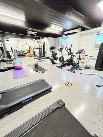 89-40 151st 3B, Howard Beach, NY 11414