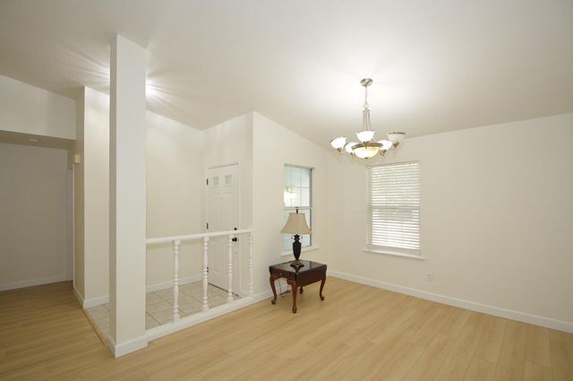 6112 N Tamera Avenue, Fresno, CA 93711