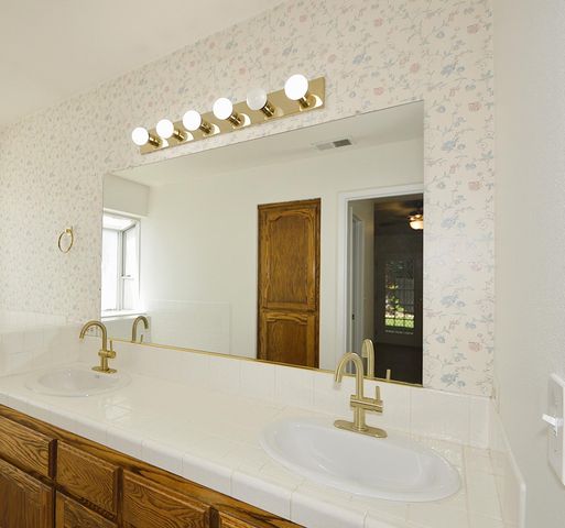 6112 N Tamera Avenue, Fresno, CA 93711