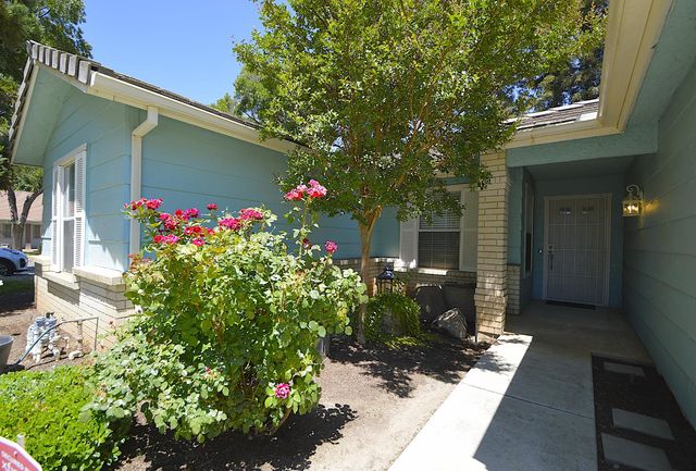 6112 N Tamera Avenue, Fresno, CA 93711