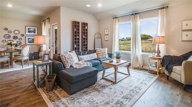 7037 BEXLEY Court, Alexandria, LA 71303