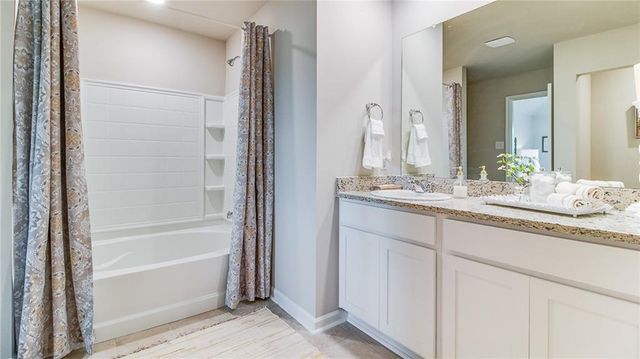 7037 BEXLEY Court, Alexandria, LA 71303