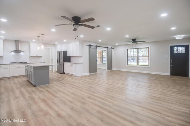 306 Westview Drive, Biloxi, MS 39531