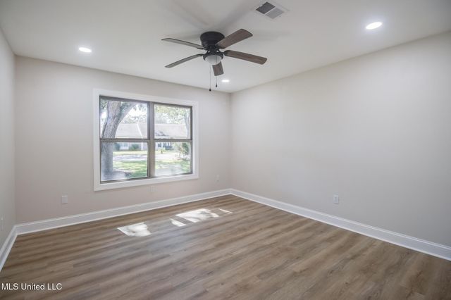 306 Westview Drive, Biloxi, MS 39531