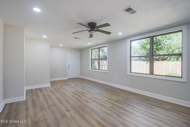 306 Westview Drive, Biloxi, MS 39531