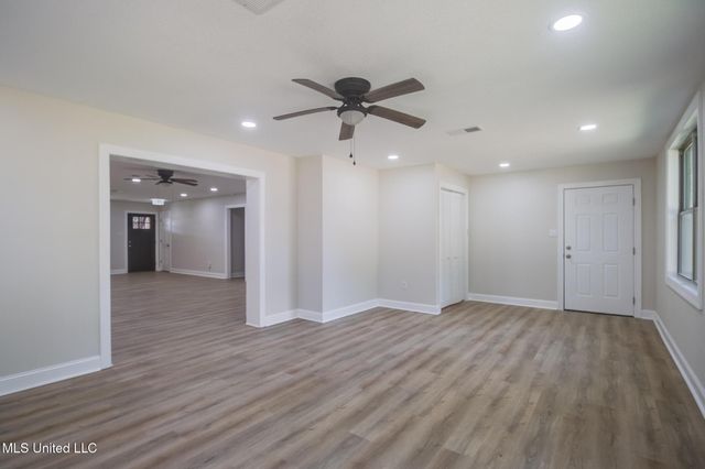 306 Westview Drive, Biloxi, MS 39531