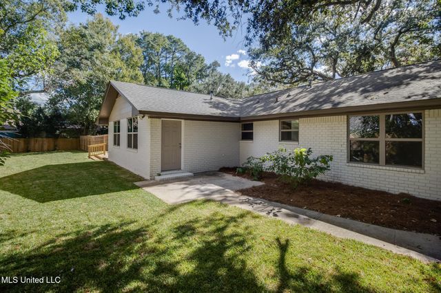 306 Westview Drive, Biloxi, MS 39531