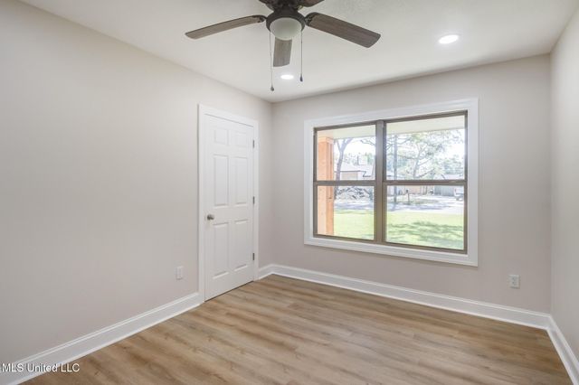 306 Westview Drive, Biloxi, MS 39531