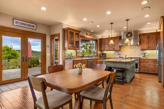 5390 Lost Creek Rd, Shingle Springs, CA 95682