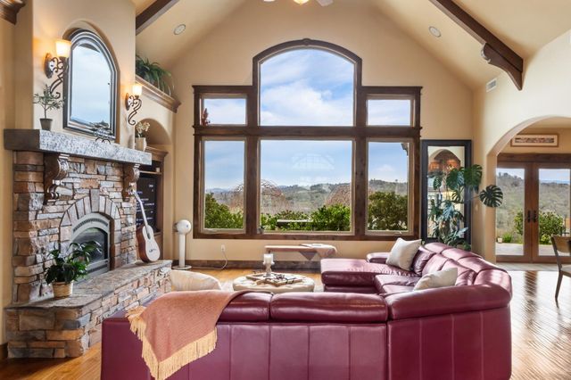 5390 Lost Creek Rd, Shingle Springs, CA 95682