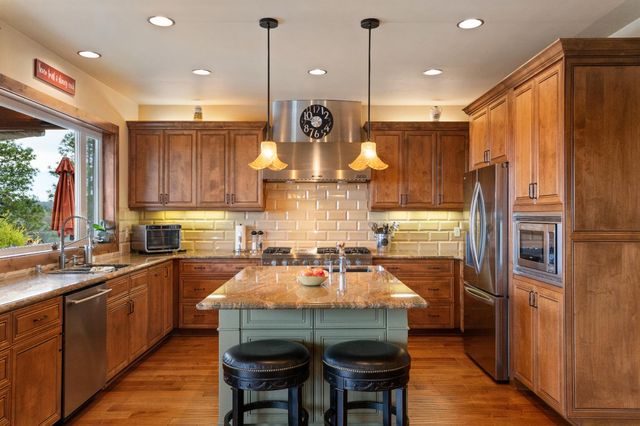 5390 Lost Creek Rd, Shingle Springs, CA 95682