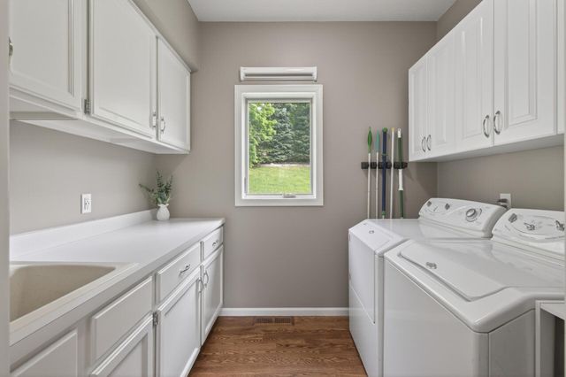 14520 47th Avenue N, Plymouth, MN 55446