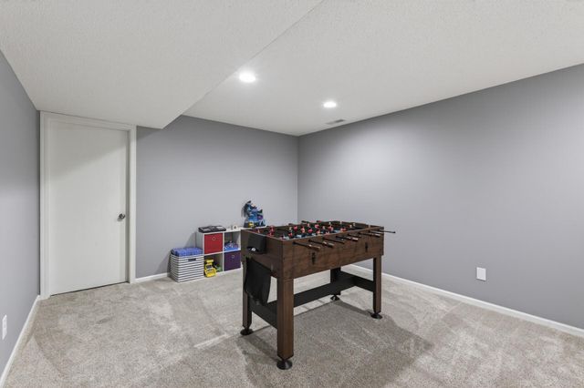 14520 47th Avenue N, Plymouth, MN 55446