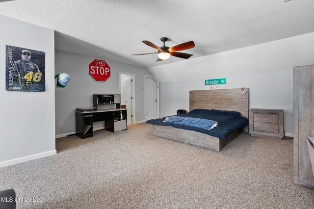 1466 Dogwood Hollow Drive, Nesbit, MS 38651