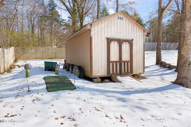 1466 Dogwood Hollow Drive, Nesbit, MS 38651