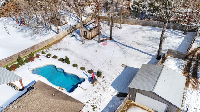 1466 Dogwood Hollow Drive, Nesbit, MS 38651