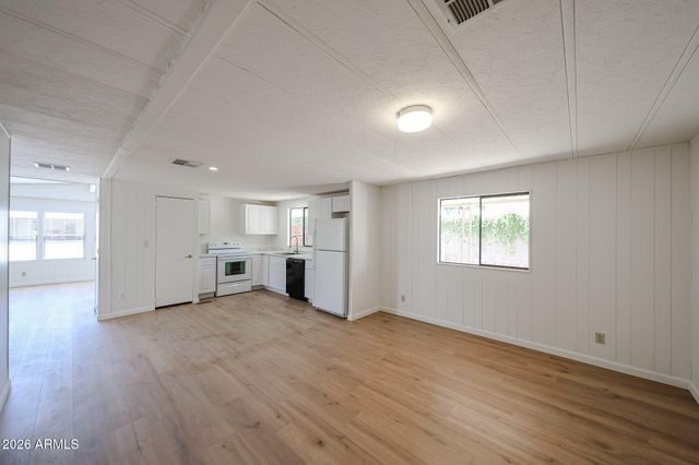 7242 S 41ST Street, Phoenix, AZ 85042