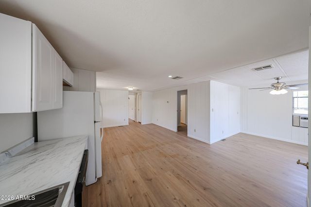 7242 S 41ST Street, Phoenix, AZ 85042