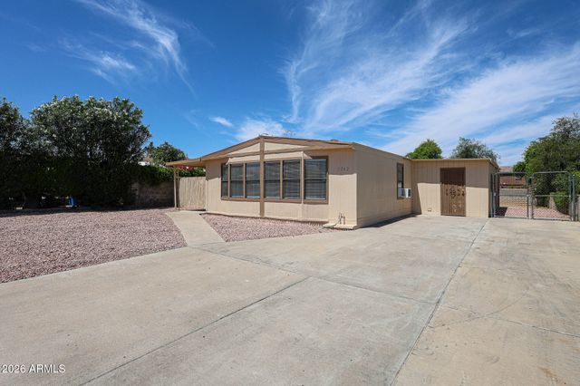 7242 S 41ST Street, Phoenix, AZ 85042