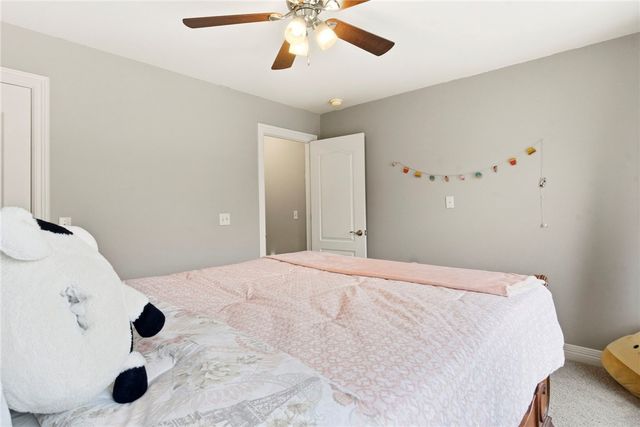 4367 W American Drive, Fayetteville, AR 72704