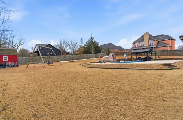 4367 W American Drive, Fayetteville, AR 72704