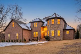 4367 W American Drive, Fayetteville, AR 72704