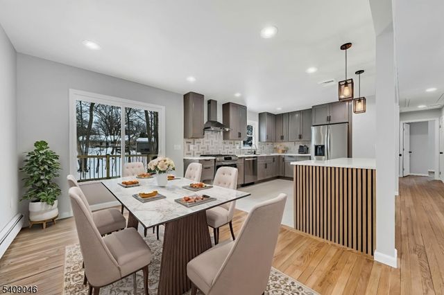 120 Star Lake Rd, Bloomingdale Boro, NJ 07403