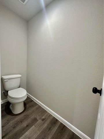 4302 Hirsch Road A, Houston, TX 77026