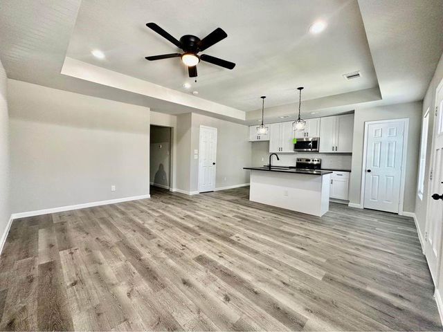 4302 Hirsch Road A, Houston, TX 77026