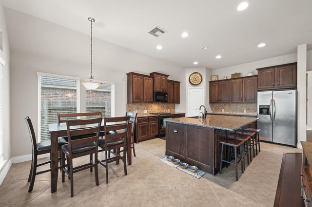 2816 Leafwood Lane, Pearland, TX 77584