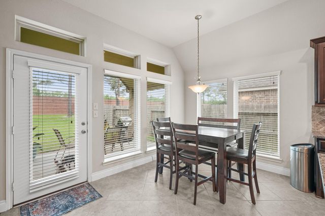 2816 Leafwood Lane, Pearland, TX 77584