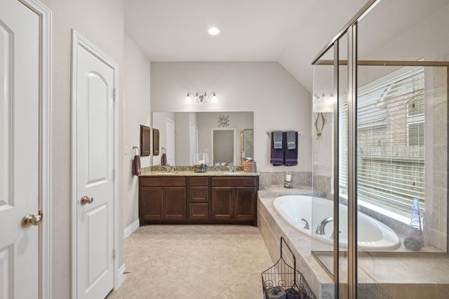 2816 Leafwood Lane, Pearland, TX 77584