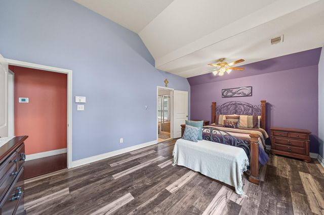 2816 Leafwood Lane, Pearland, TX 77584