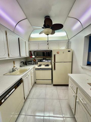 30 Suffolk A, Boca Raton, FL 33434