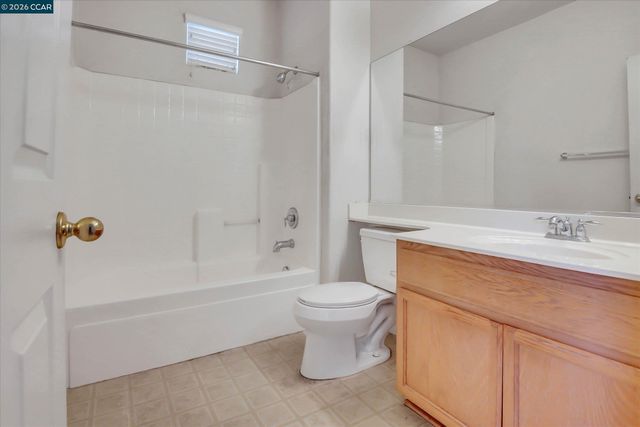 2060 Shady Forest Way, Stockton, CA 95205