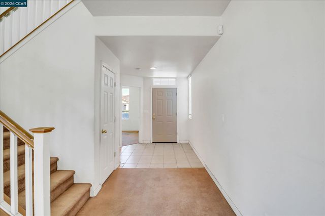 2060 Shady Forest Way, Stockton, CA 95205