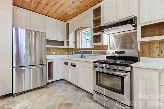 98 Sparkling Springs Road, Fairview, NC 28730