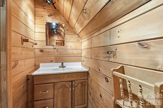 98 Sparkling Springs Road, Fairview, NC 28730