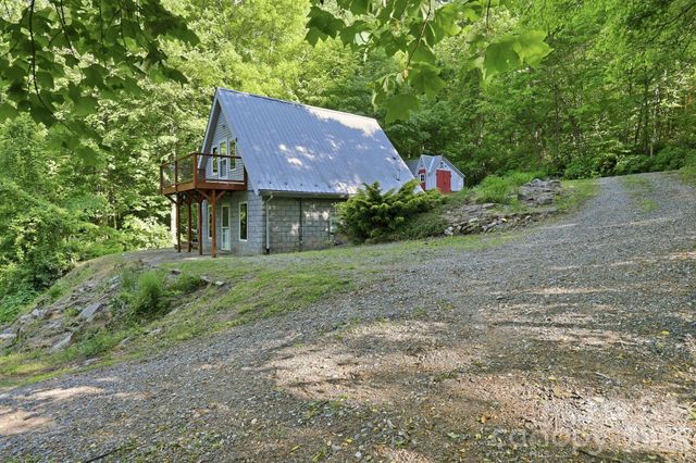 98 Sparkling Springs Road, Fairview, NC 28730