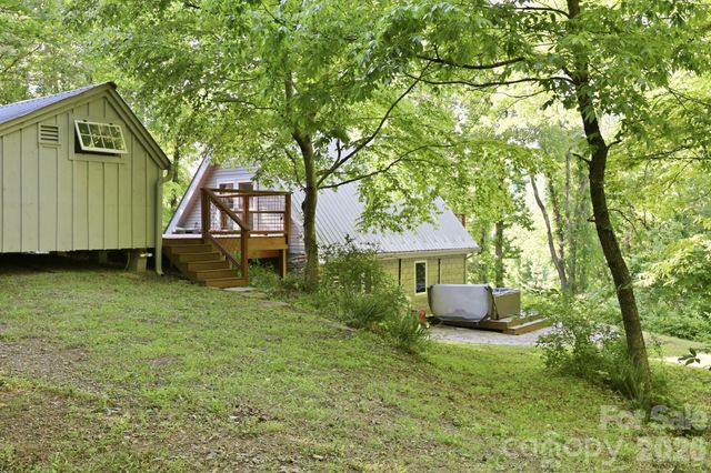 98 Sparkling Springs Road, Fairview, NC 28730