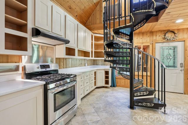 98 Sparkling Springs Road, Fairview, NC 28730