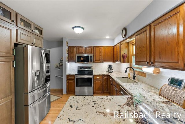 6584 Wahlfield Avenue Nw, Alpine Twp, MI 49321
