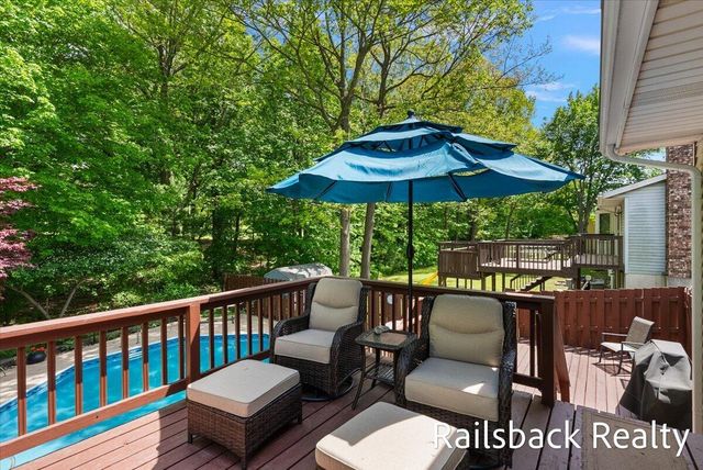 6584 Wahlfield Avenue Nw, Alpine Twp, MI 49321