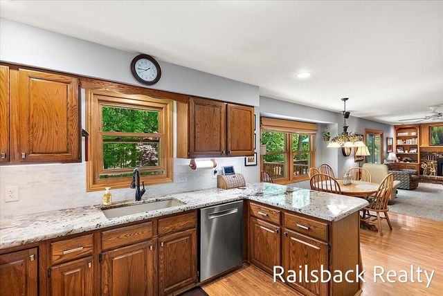 6584 Wahlfield Avenue Nw, Alpine Twp, MI 49321